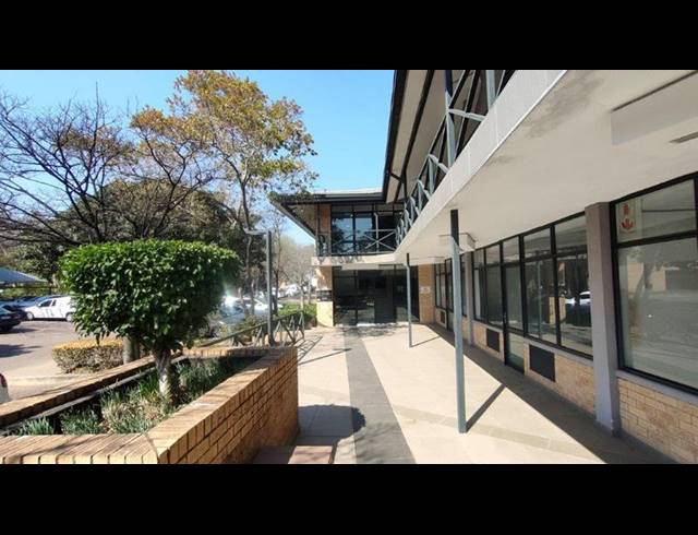 BUSINESS PROPERTY TO RENT IN VORNA VALLEY